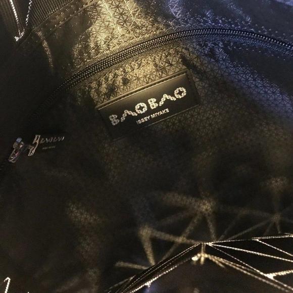 Bao Bao Issey Miyake Whitet Tote Bag - Picture 4 of 7